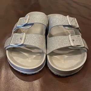 Madden Girl sandals size 6
